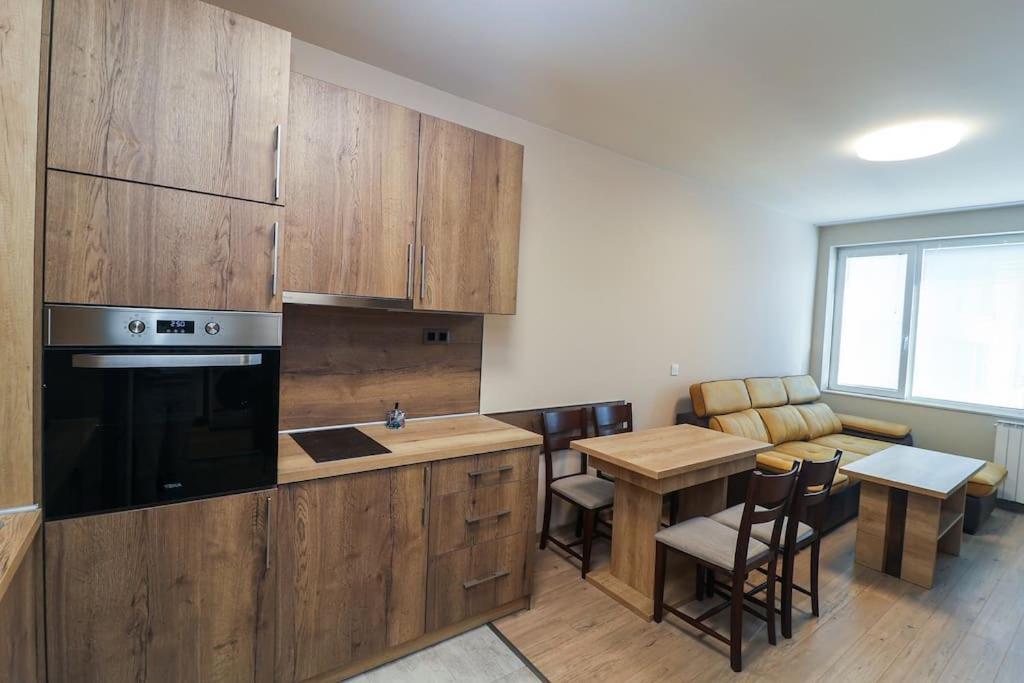 Apartamento Cherkovna Garage !!!