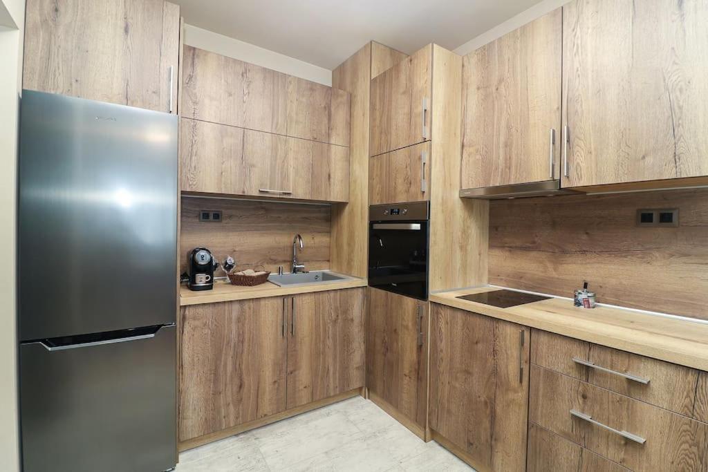 Cherkovna Garage !!! Apartament *